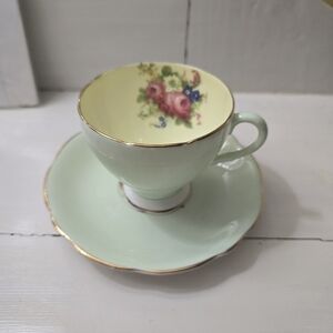 Vintage, Foley Bone China Tea Cup Duo